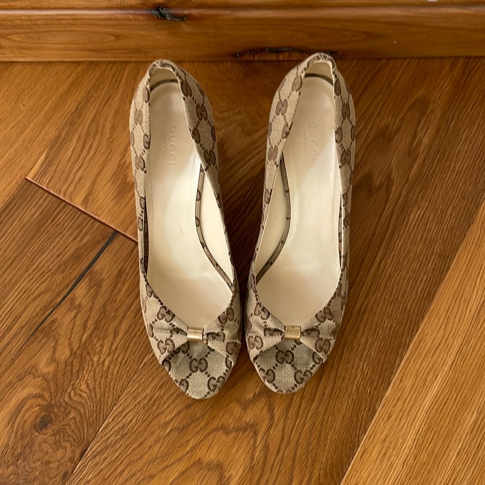 Gucci Wedges
